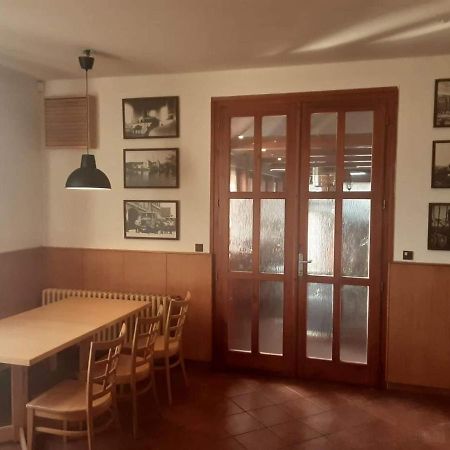 Готель Restaurace U Vlkove Kamenice Екстер'єр фото