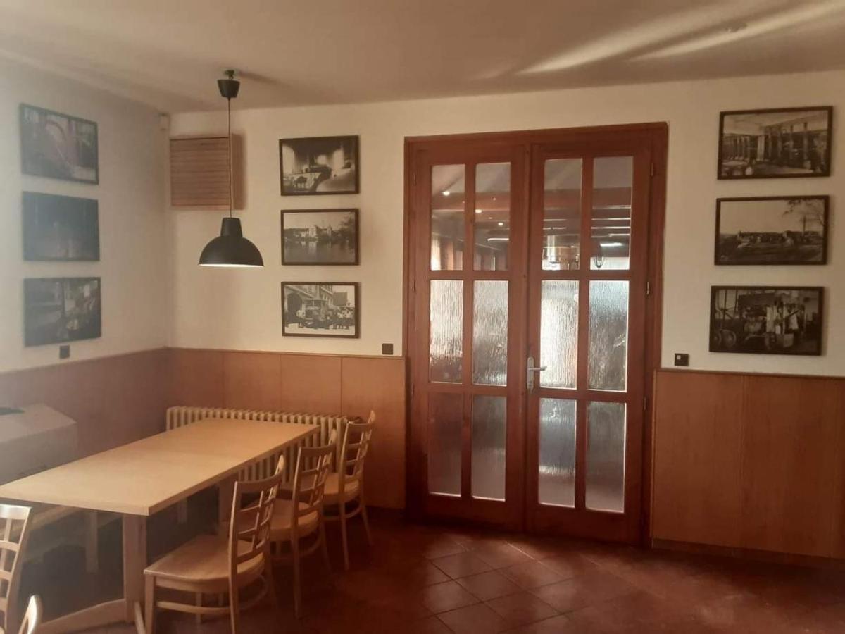 Готель Restaurace U Vlkove Kamenice Екстер'єр фото
